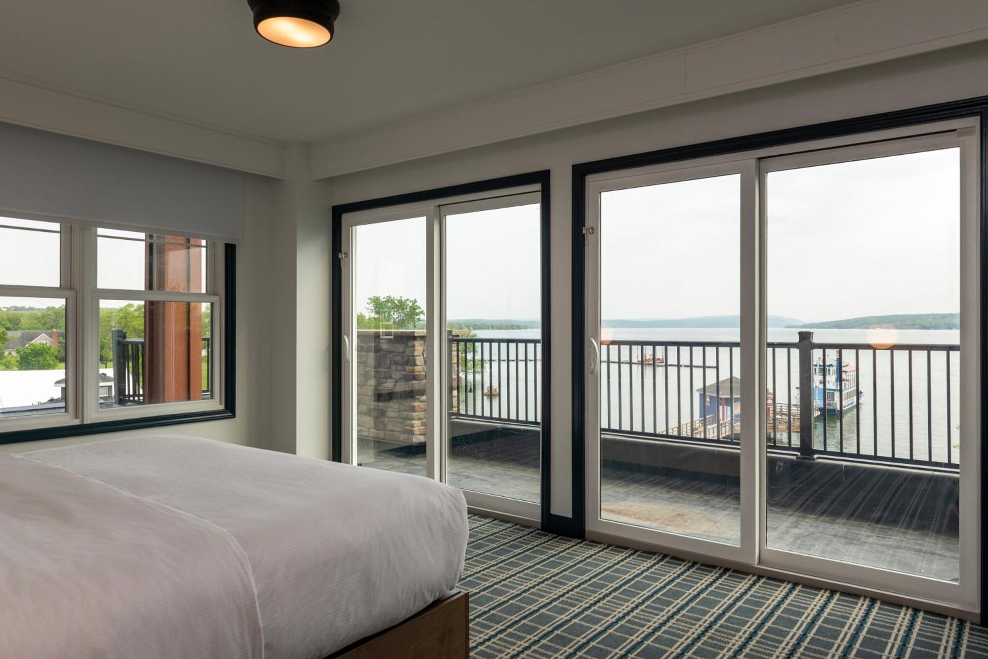Hotel Canandaigua, Tapestry Collection By Hilton Exterior photo