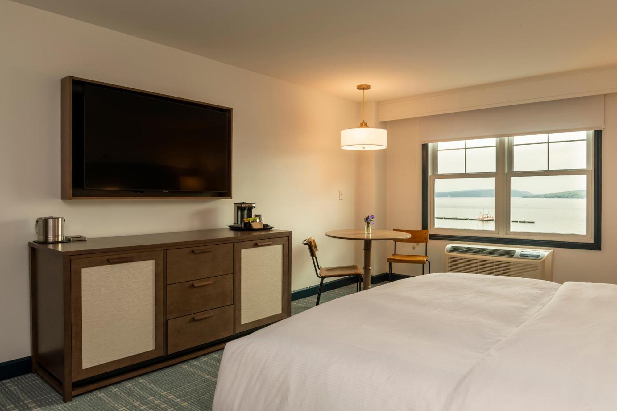 Hotel Canandaigua, Tapestry Collection By Hilton Exterior photo
