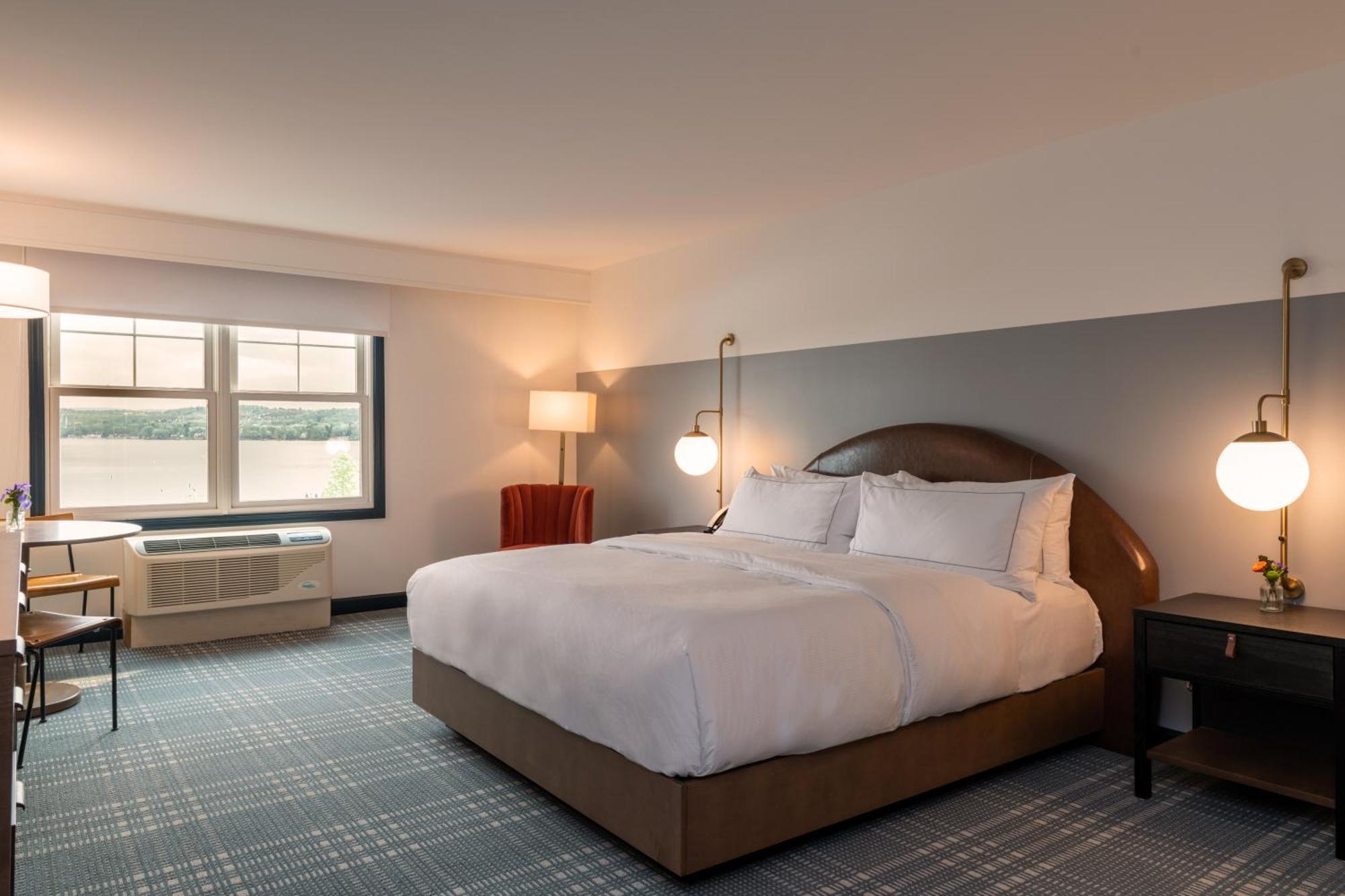 Hotel Canandaigua, Tapestry Collection By Hilton Exterior photo