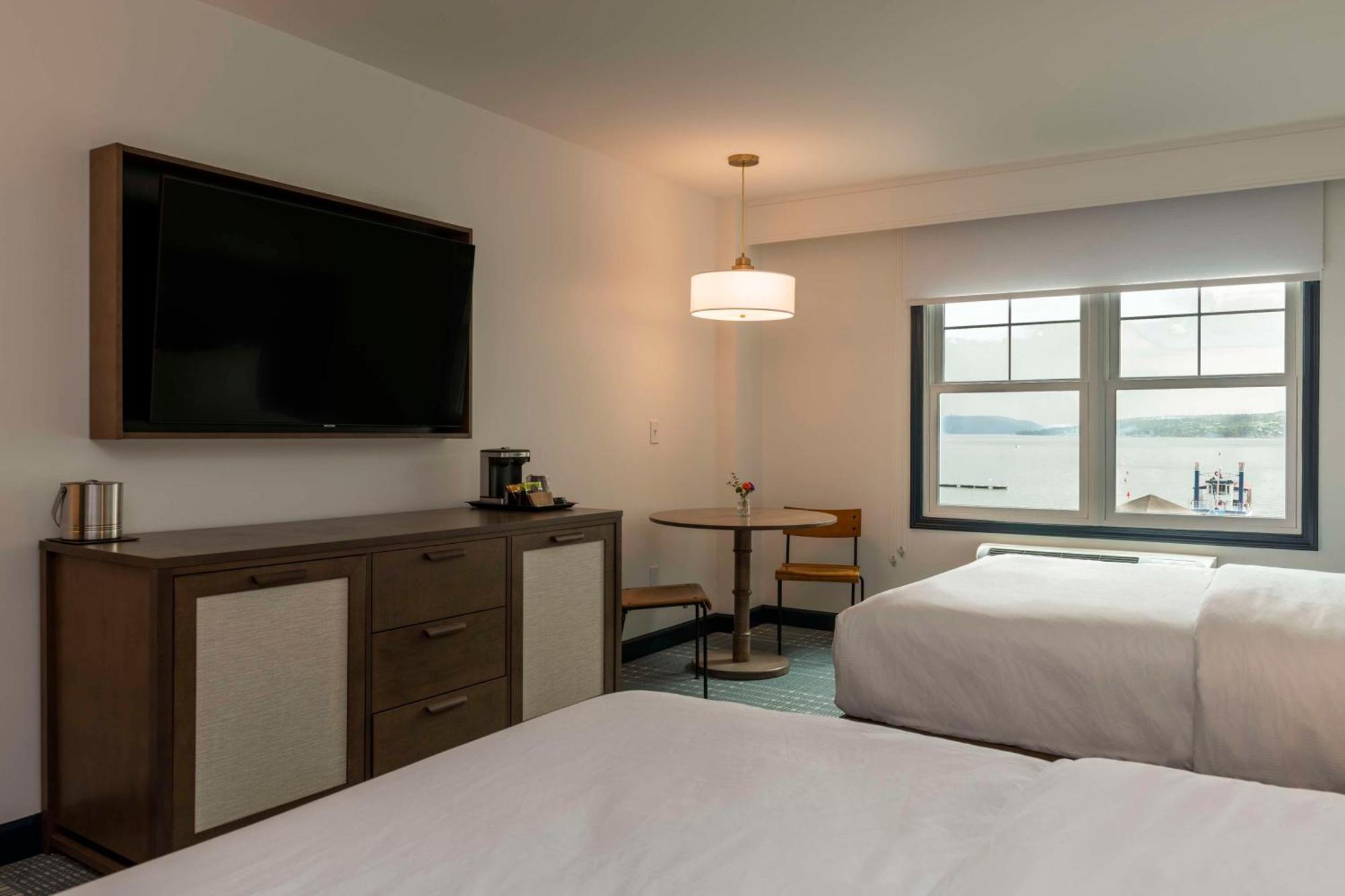 Hotel Canandaigua, Tapestry Collection By Hilton Exterior photo