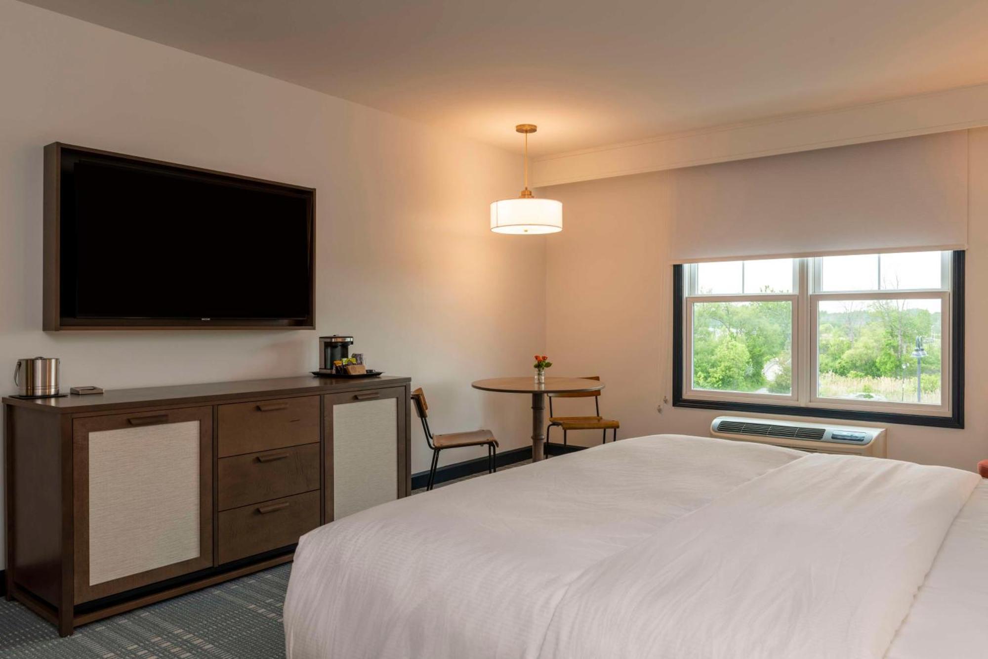 Hotel Canandaigua, Tapestry Collection By Hilton Exterior photo
